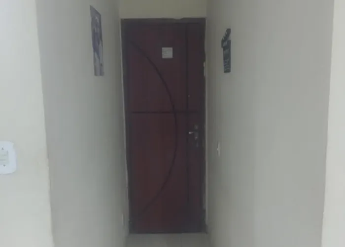 1 Quarto Sala Cozinha E Banheiro